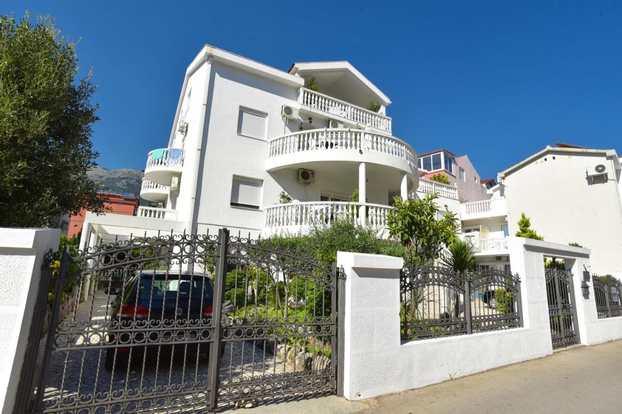 Apartments Adok Budva Eksteriør bilde