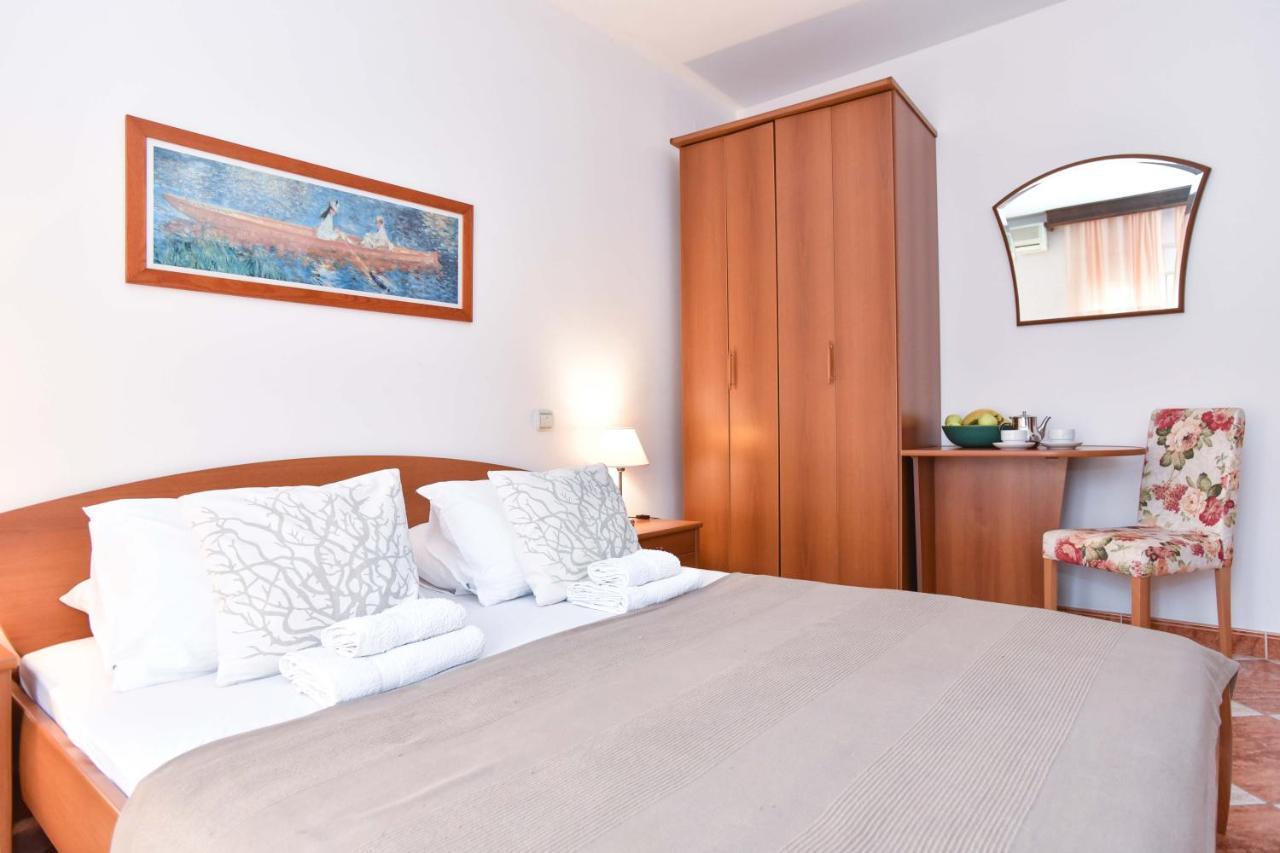 Apartments Adok Budva Eksteriør bilde