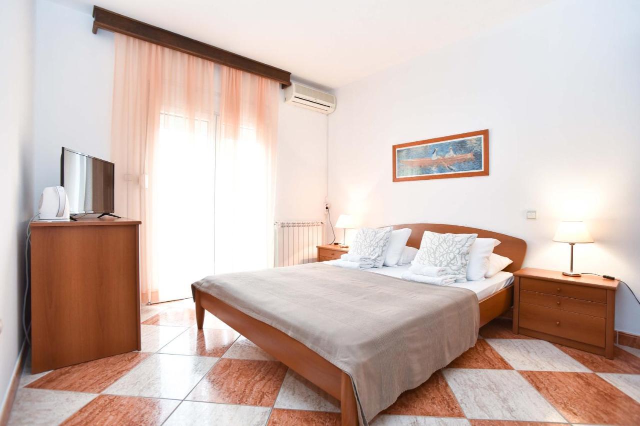 Apartments Adok Budva Eksteriør bilde