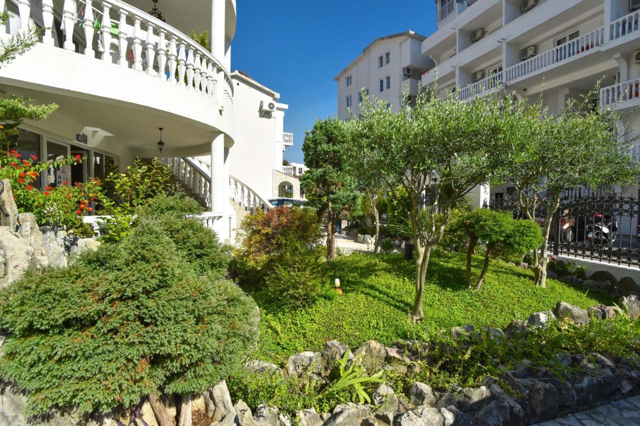 Apartments Adok Budva Eksteriør bilde