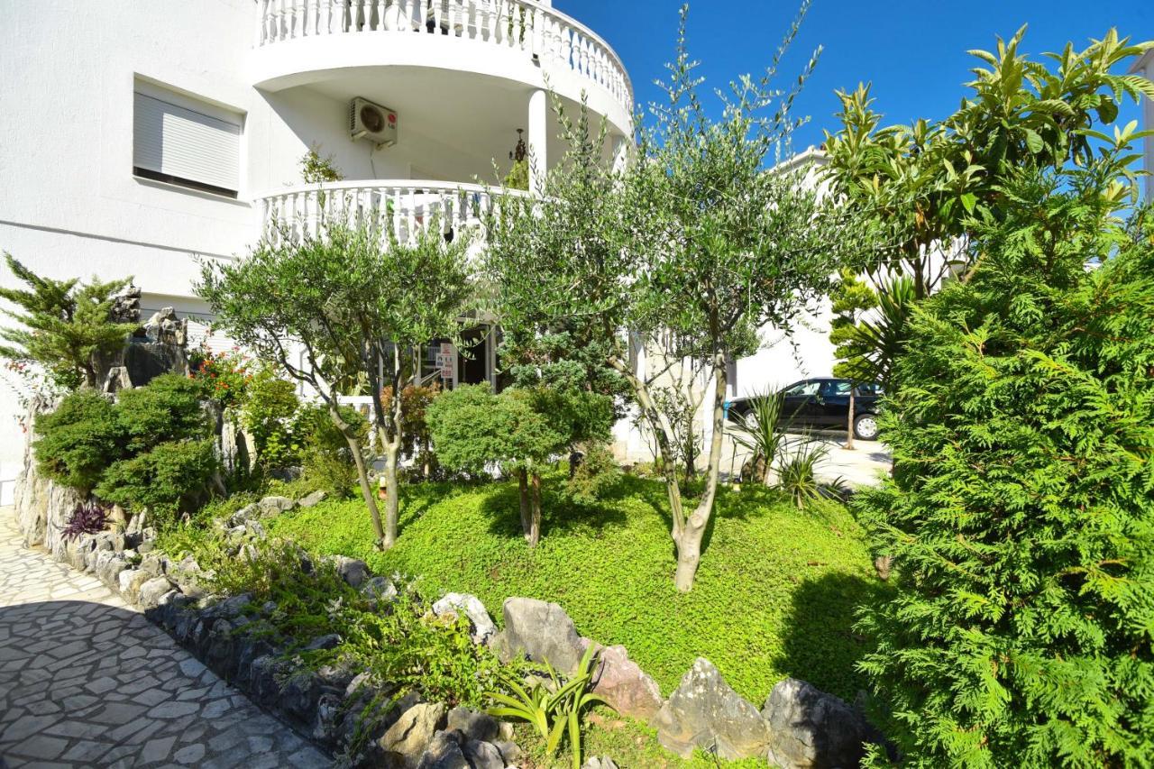 Apartments Adok Budva Eksteriør bilde