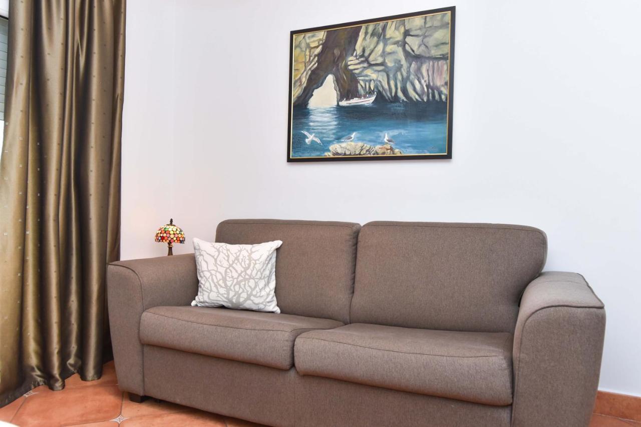 Apartments Adok Budva Eksteriør bilde