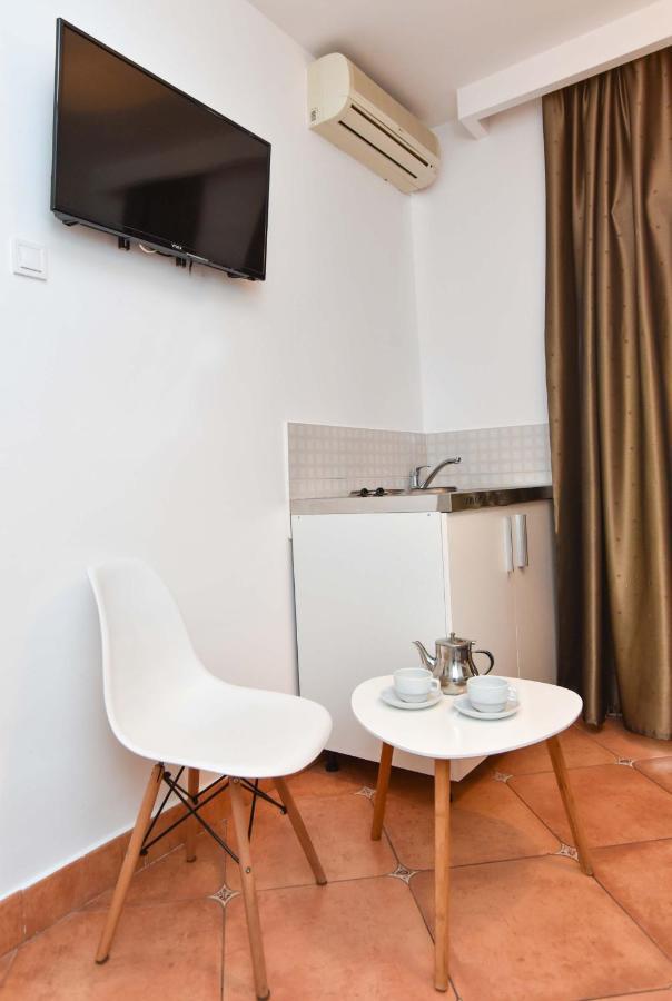 Apartments Adok Budva Eksteriør bilde