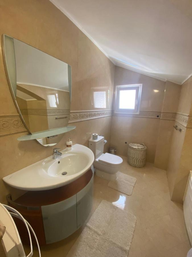 Apartments Adok Budva Eksteriør bilde
