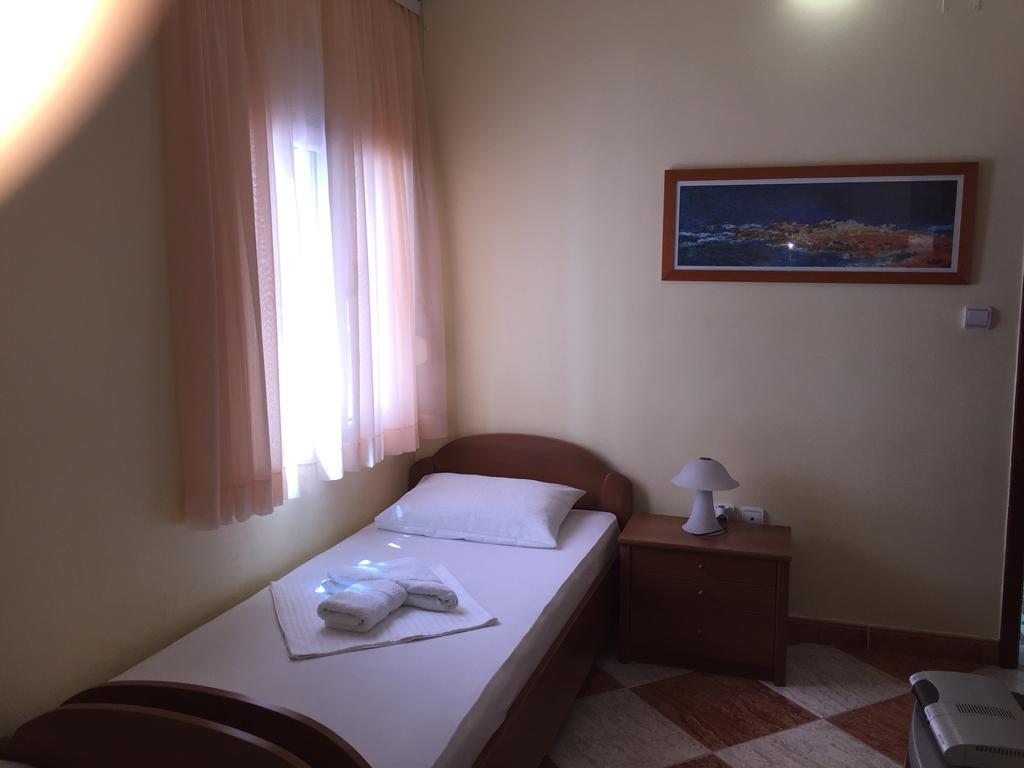 Apartments Adok Budva Eksteriør bilde