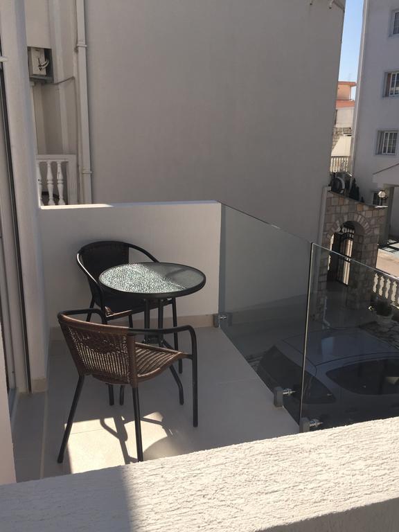 Apartments Adok Budva Eksteriør bilde